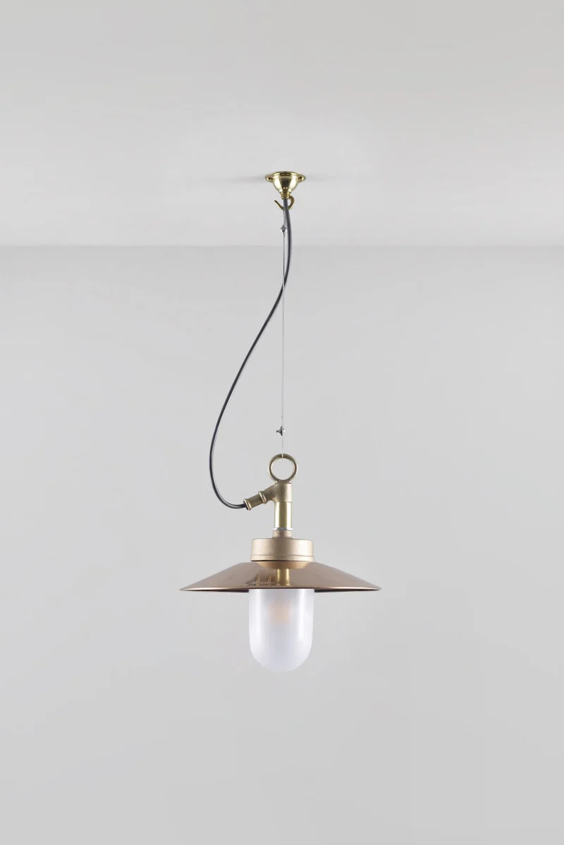 Well Glass Pendant With Visor 7680
