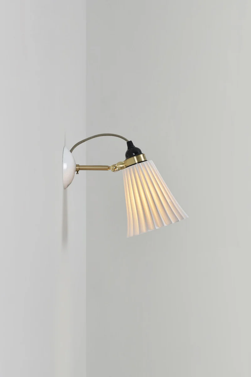 Hector Pleat Medium Wall Light, Brass