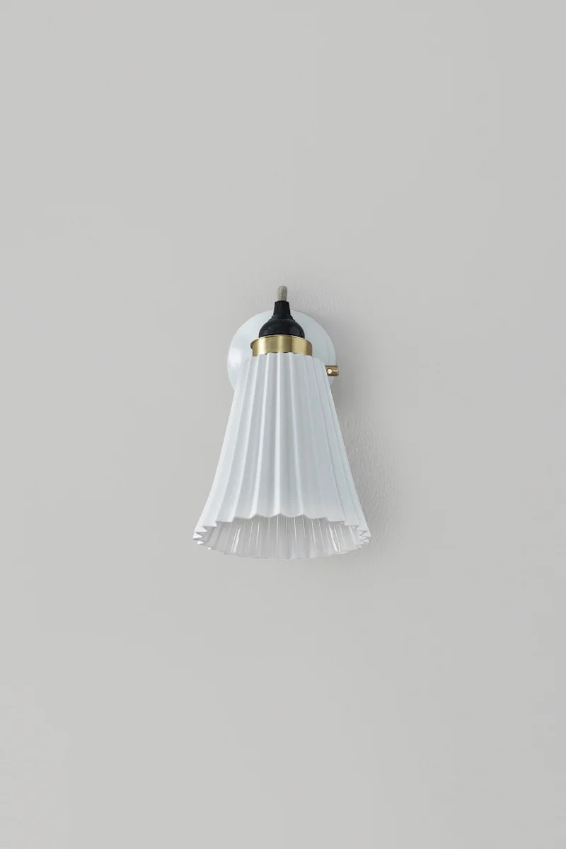 Hector Pleat Medium Wall Light, Brass
