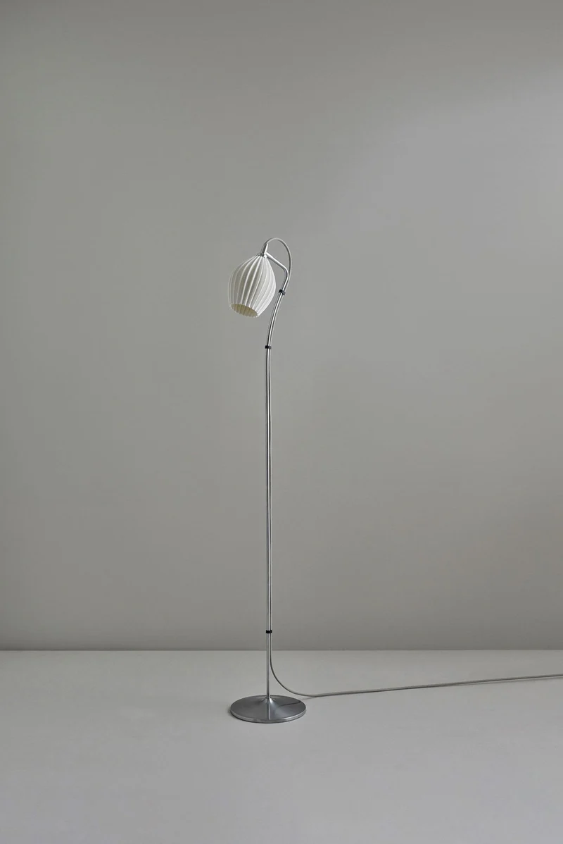 Fin Floor Light