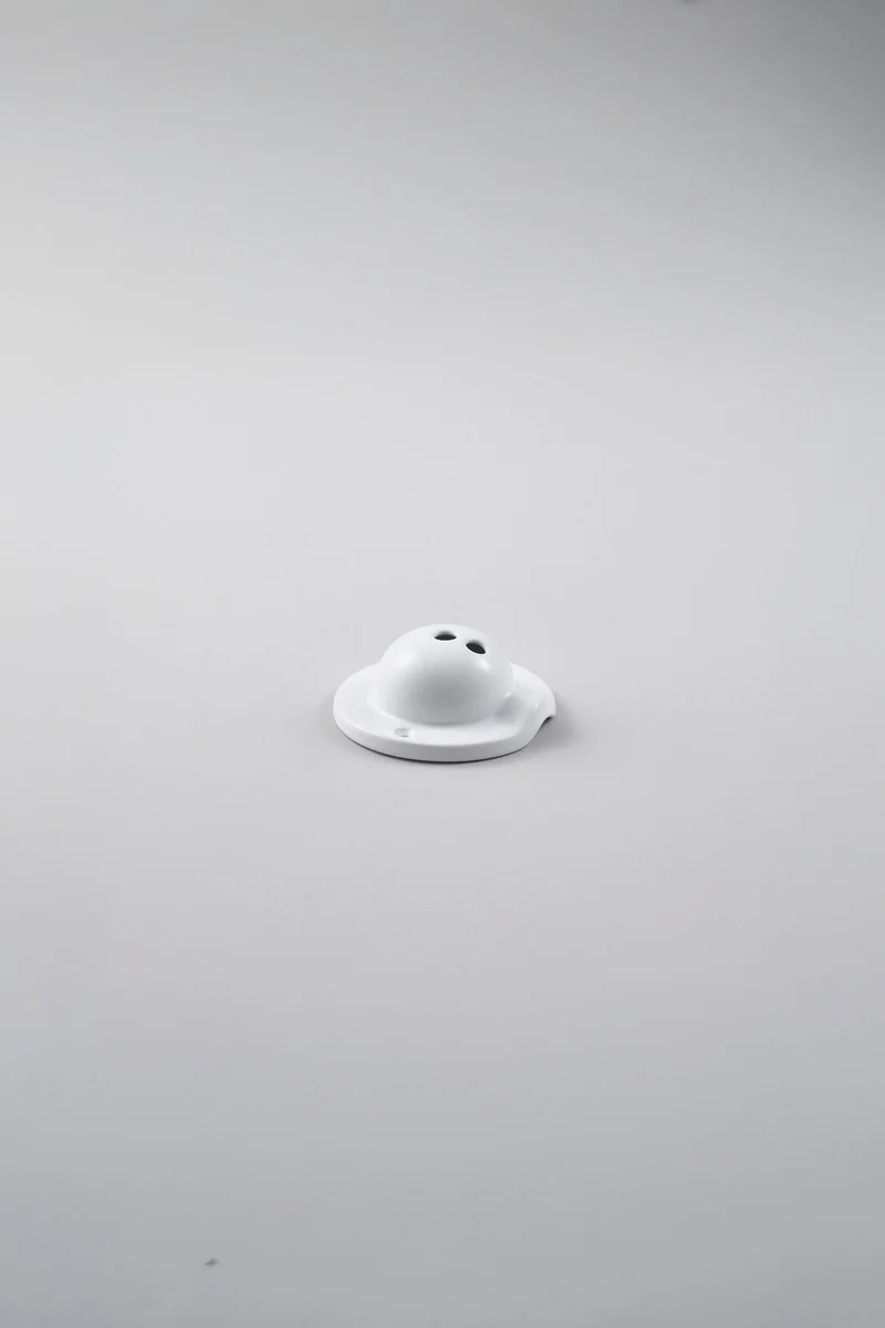 Ceramic Rise & Fall Ceiling Rose