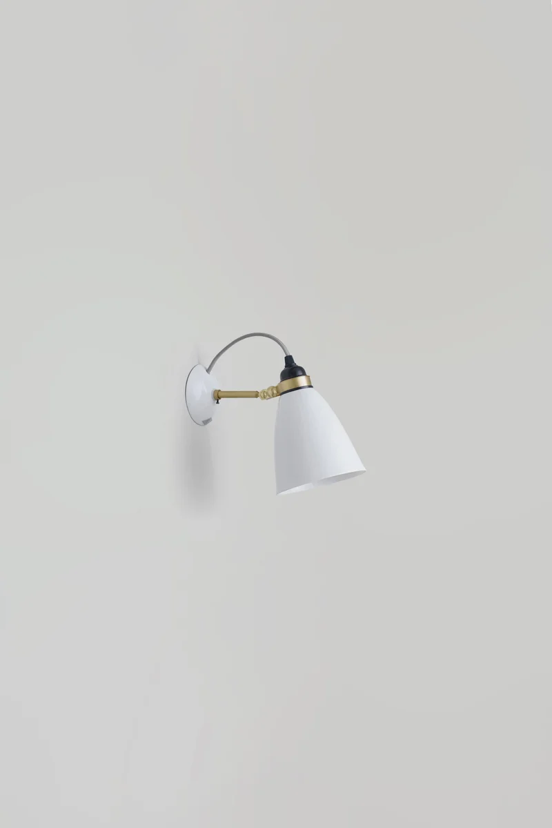 Hector 30 Wall Light