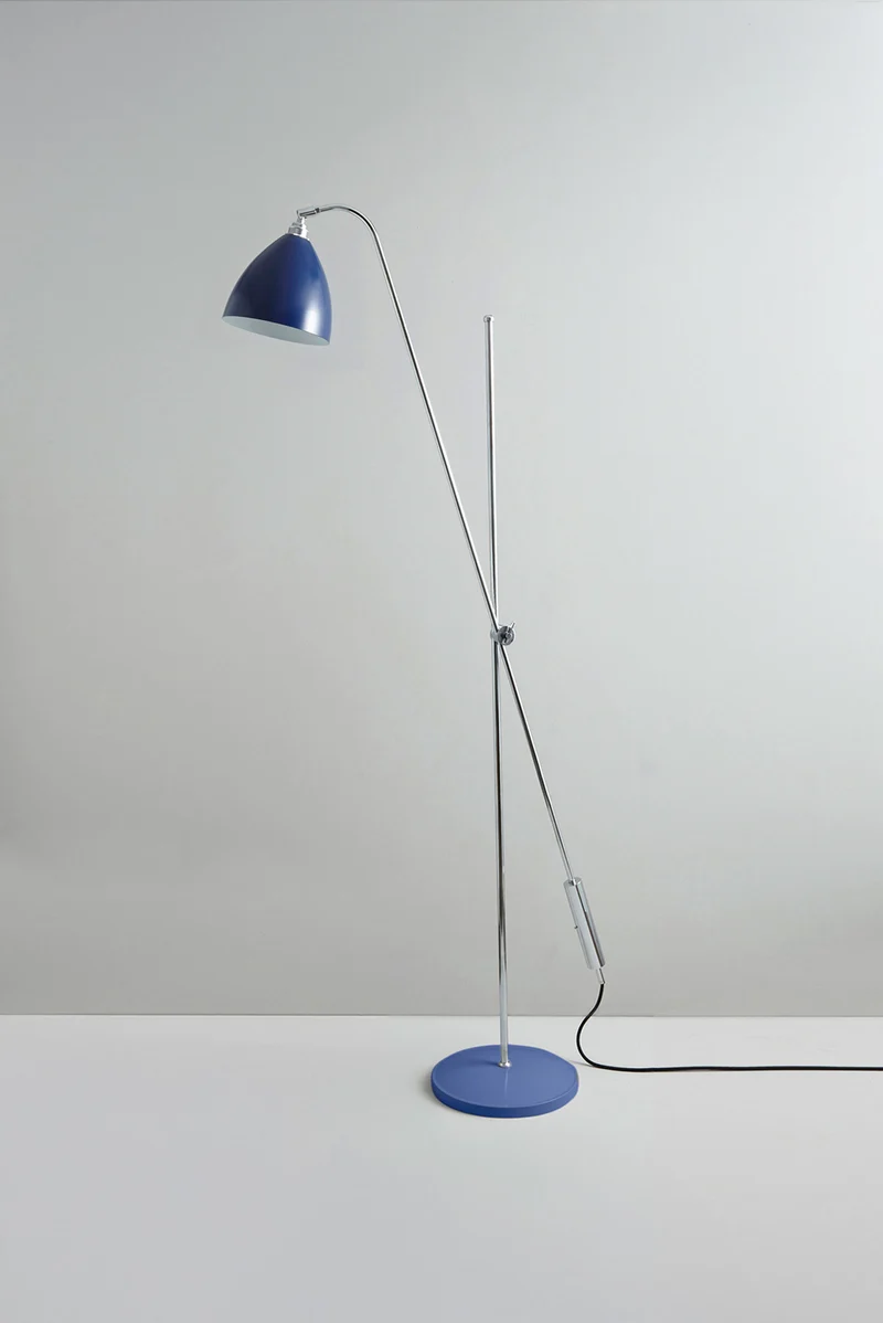 Task Overreach Floor Light