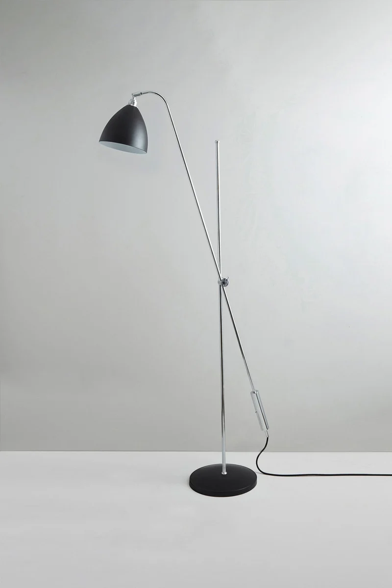 Task Overreach Floor Light