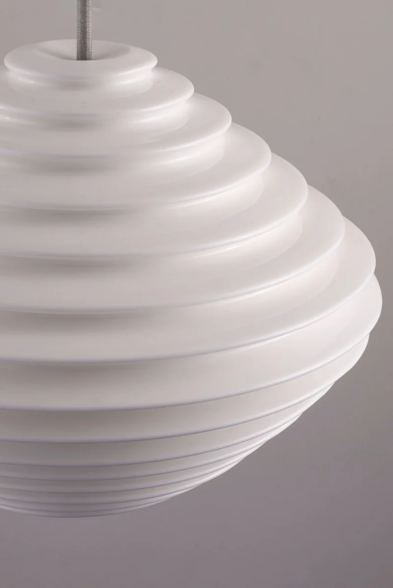 Fin Horizontal Pendant