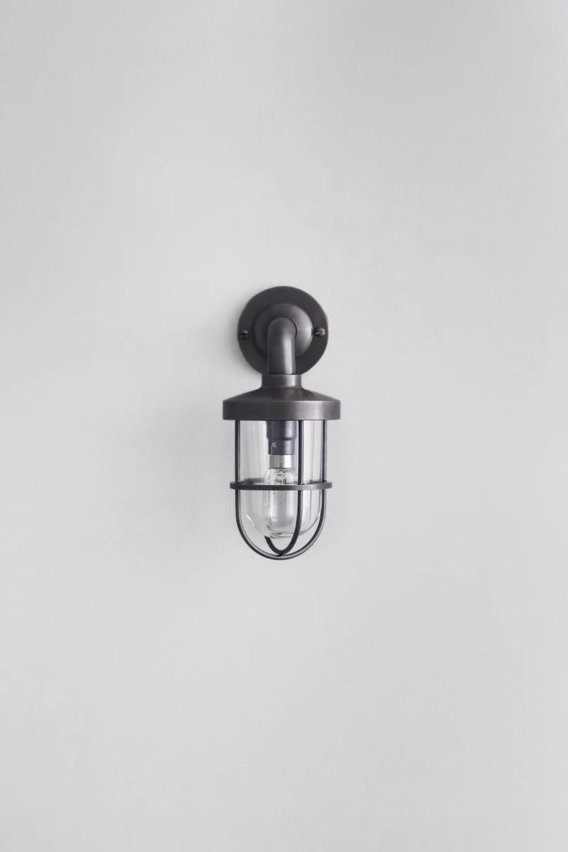 Miniature Weatherproof Ship's Well Glass Light 7207
