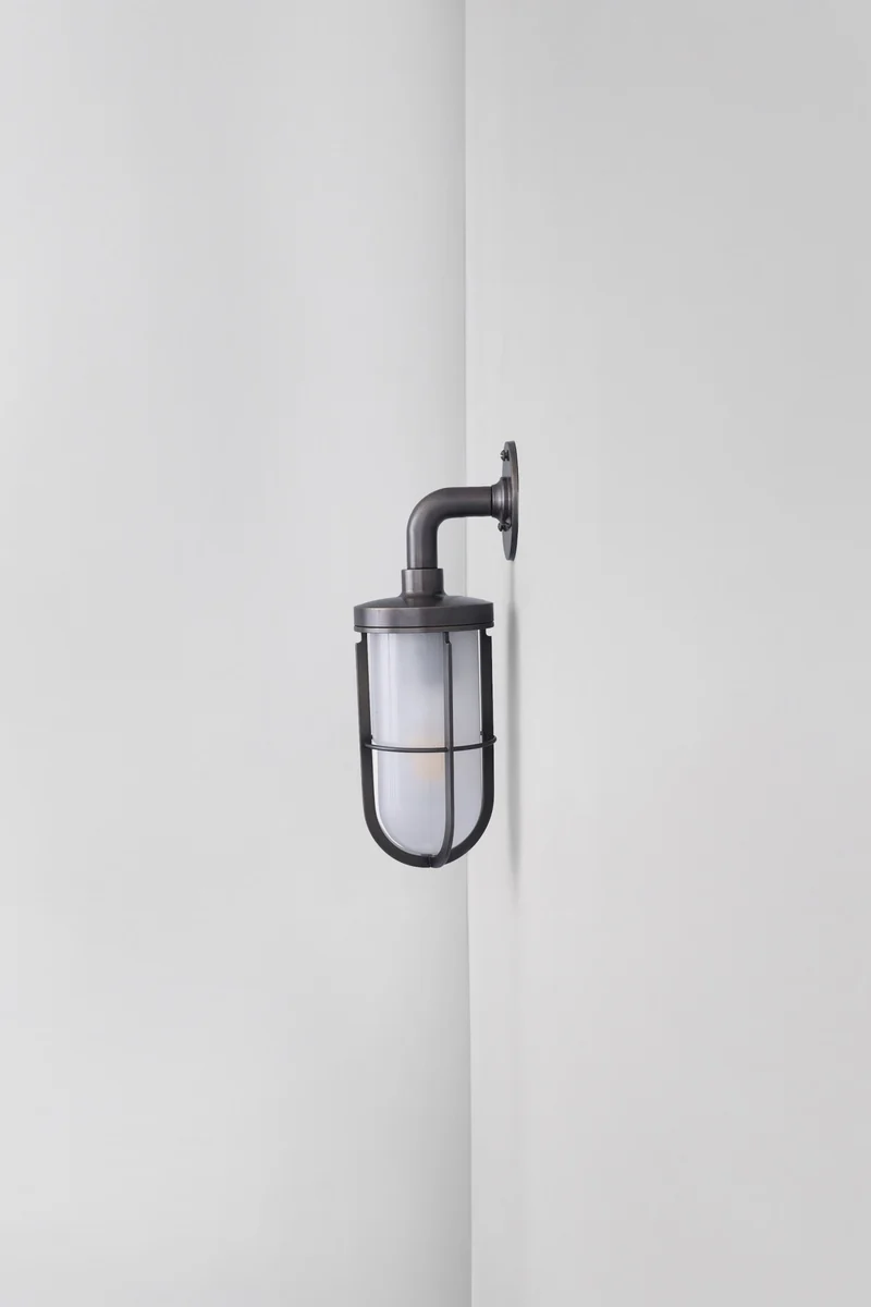 Weatherproof Ship's Well Glass Light 7207