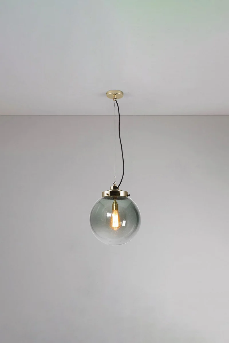 Medium Globe Pendant