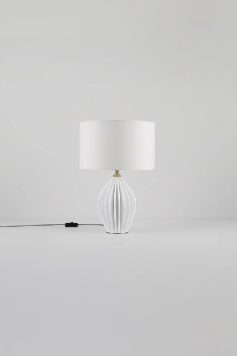 Fin Queen Table Light