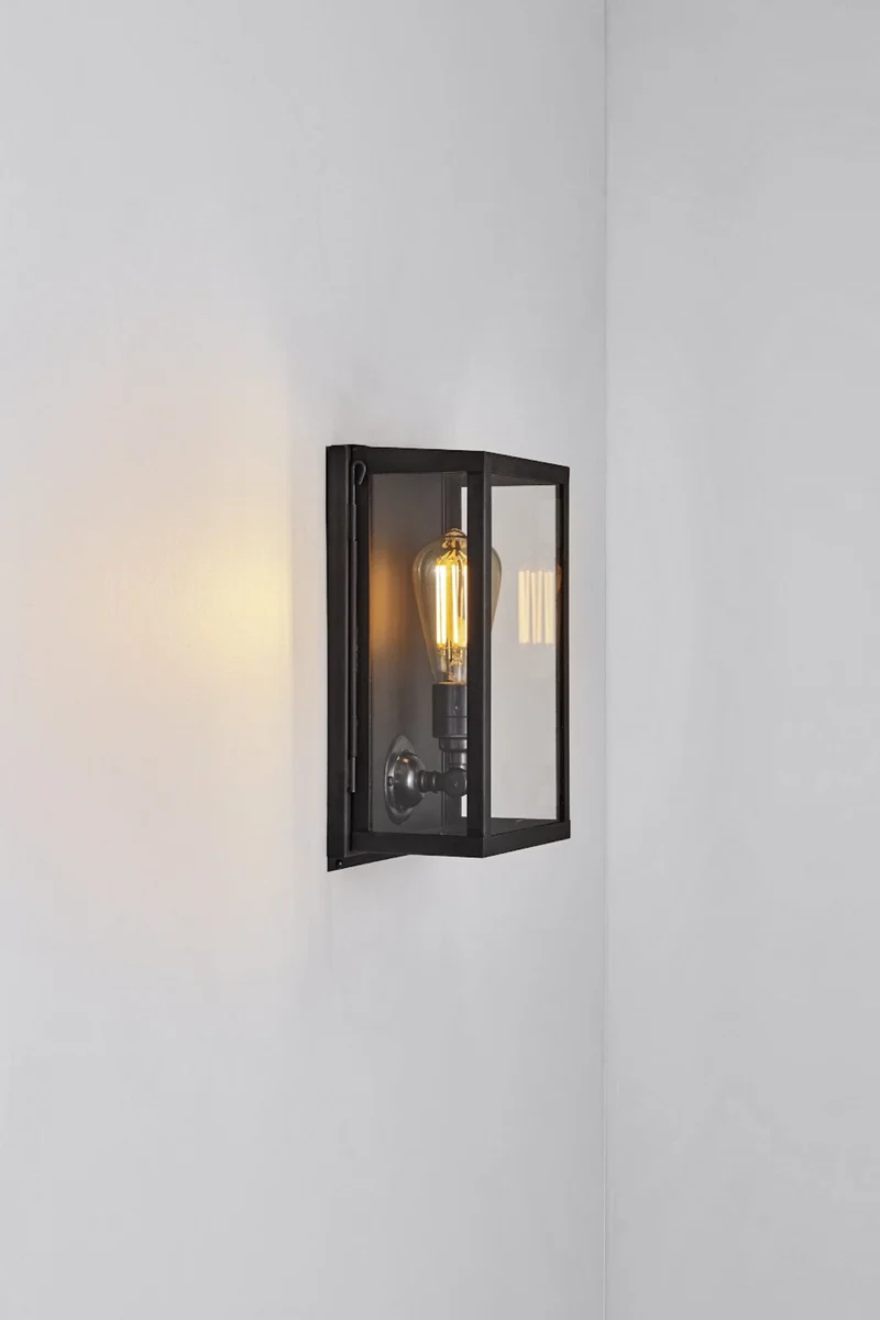 Small Box Wall Light 7644 (Internally Glazed)