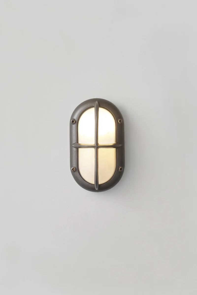 Small Exterior Bulkhead 8123