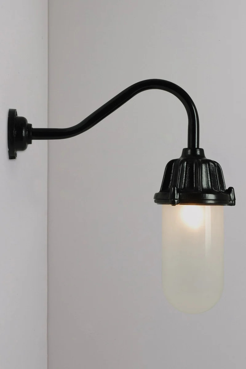 Dockside Wall Light