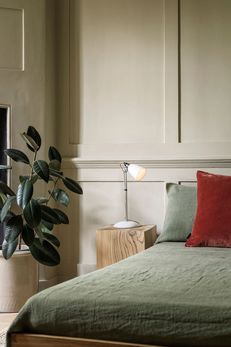 Hector Small Dome Table Light