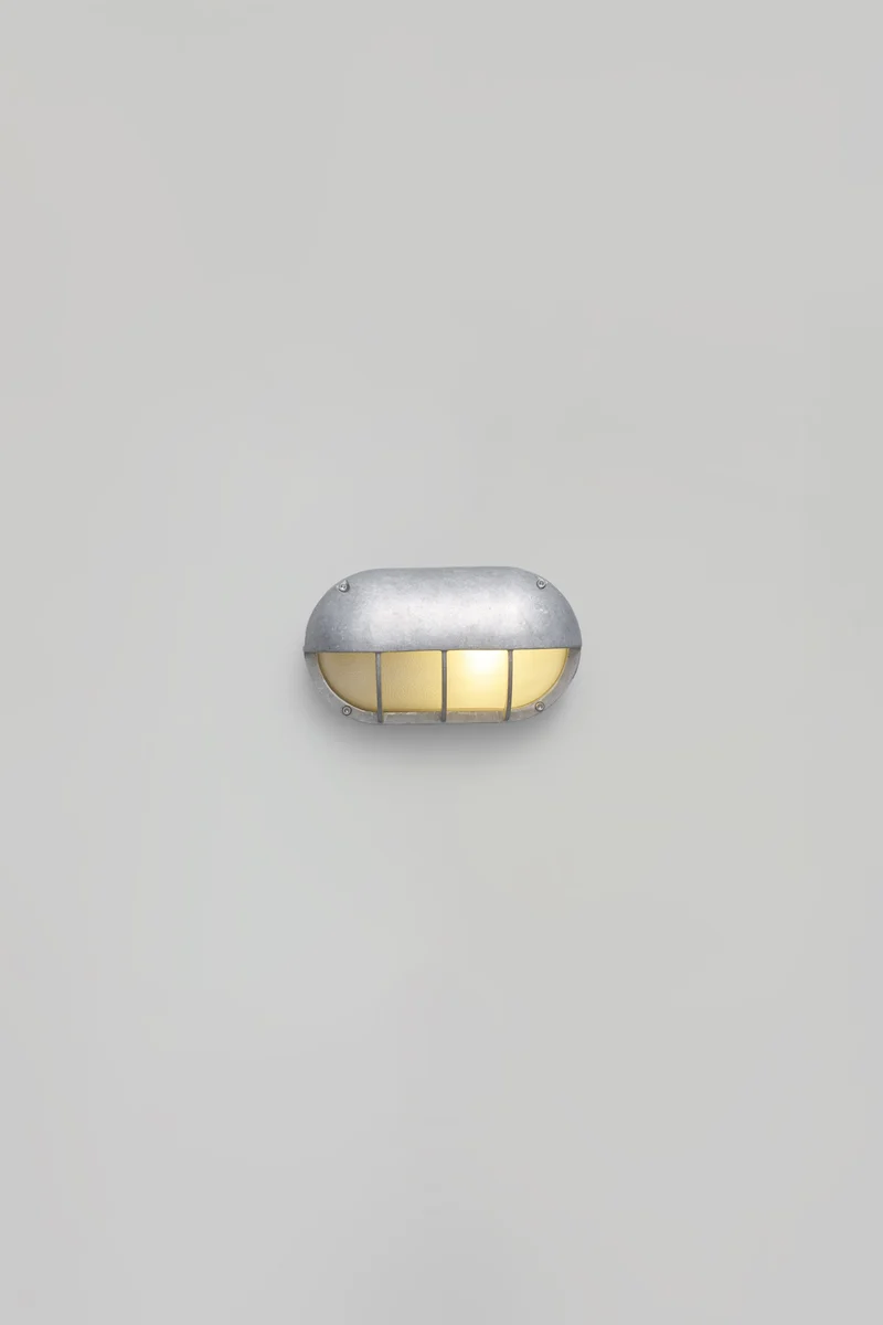 Oval Aluminium Bulkhead 8125