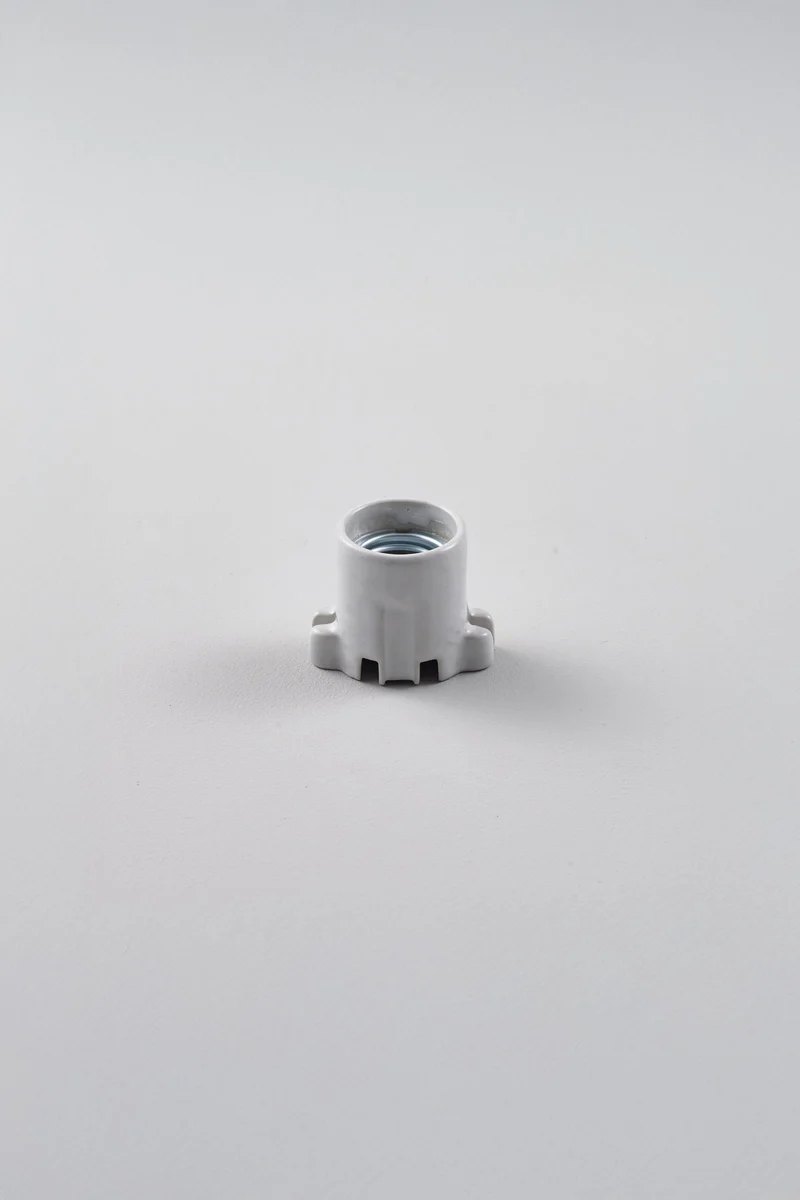 ES Porcelain Lampholder E27