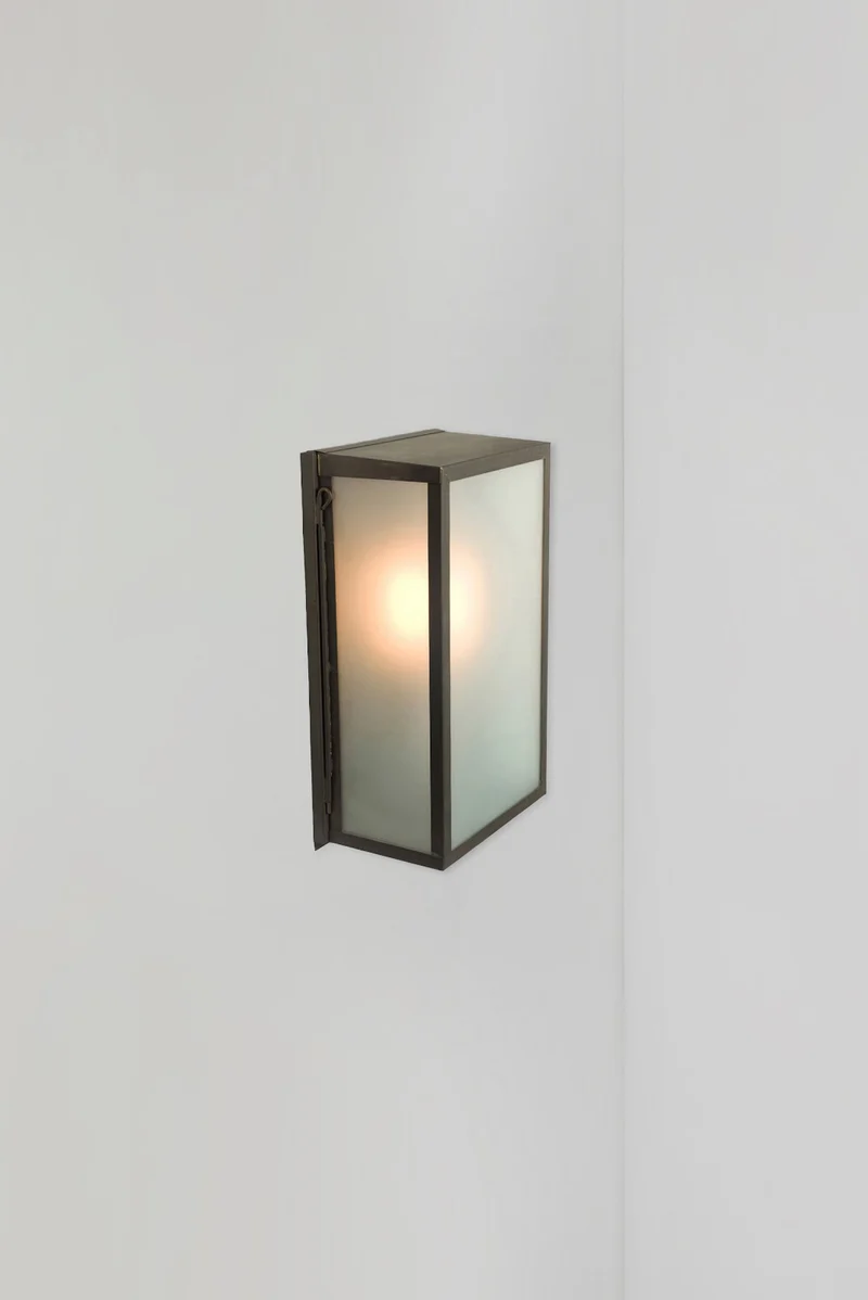 Medium Box Wall Light 7645 (Internally Glazed)