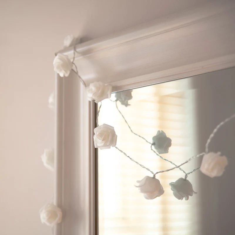20er LED Rosen Lichterkette warmweiß batteriebetrieben