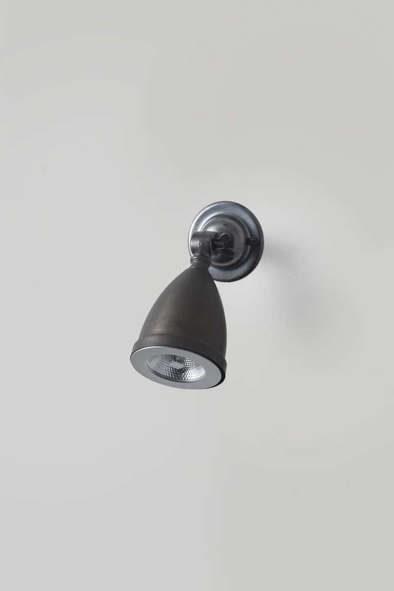 Whitby Spotlight, Shade & Remote Driver