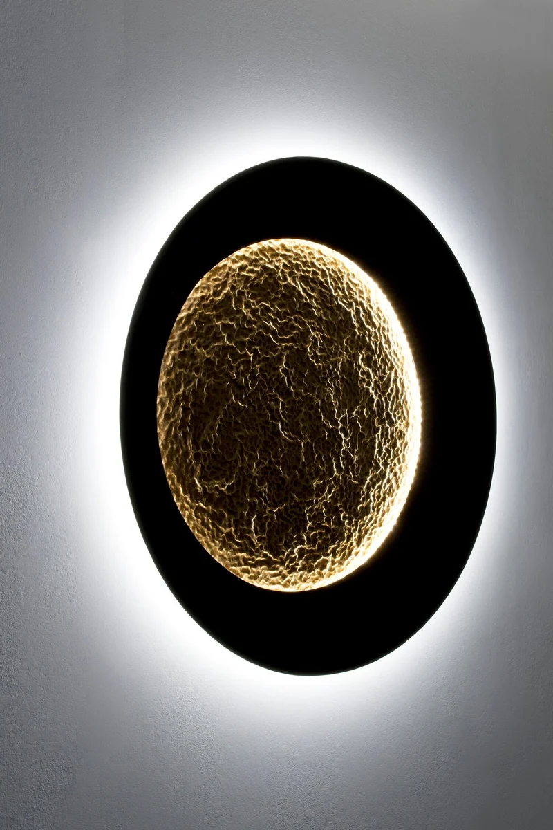 LED-Wandleuchte Plenilunio Gigante Xl dimmbar gehämmert