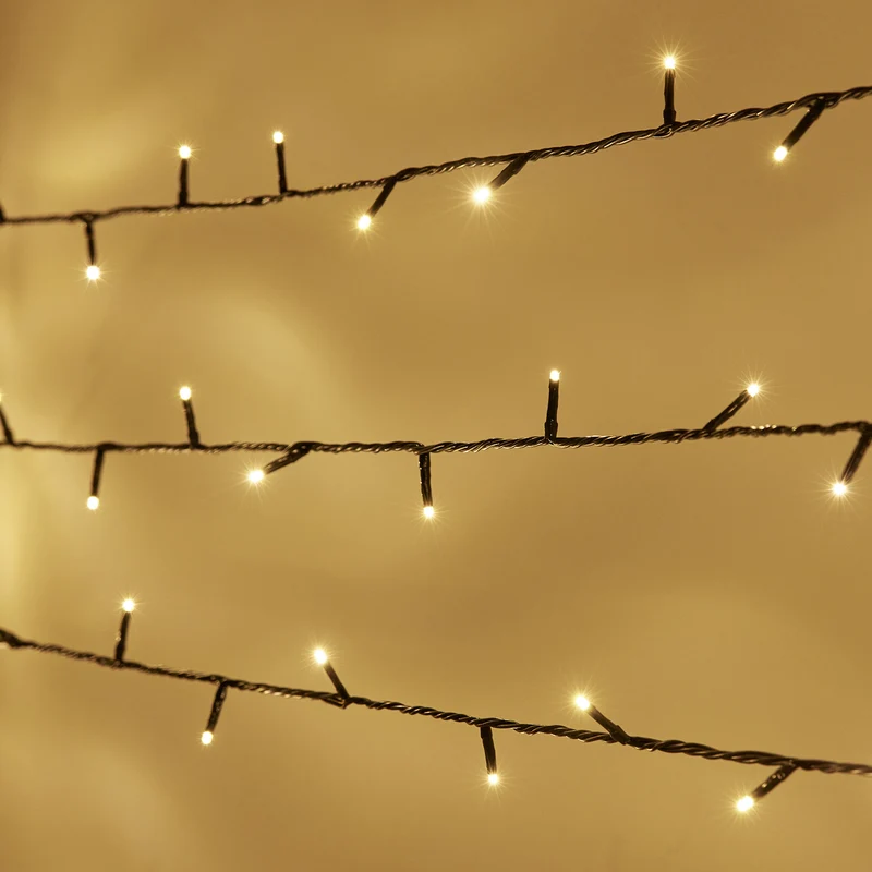 Essential Connect 30m 300er LED Lichterkette warmweiß koppelbar grünes Kabel