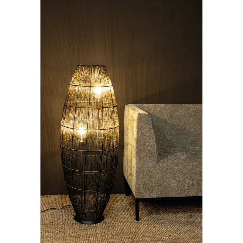 Stehleuchte – Schwarze Farbe, Eisen Material, Schlanke Form – Meilo | PTMD