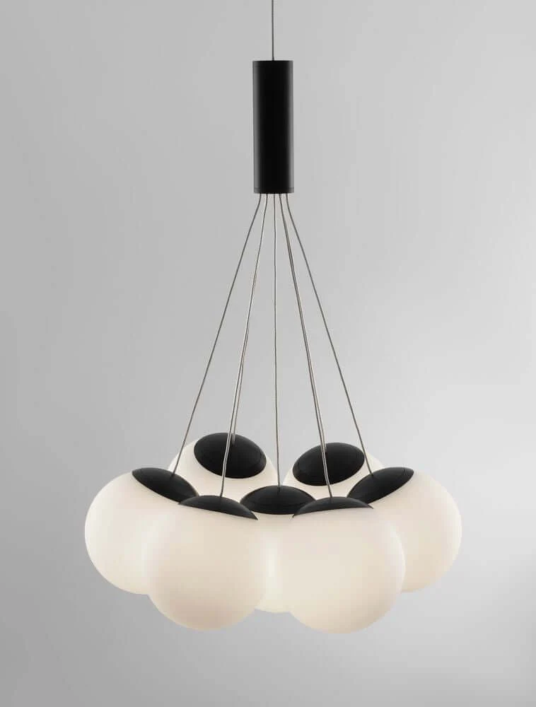 Nuvole LED Pendelleuchte 7-flammig Ø 36cm 3000K Schwarz, Weiß
