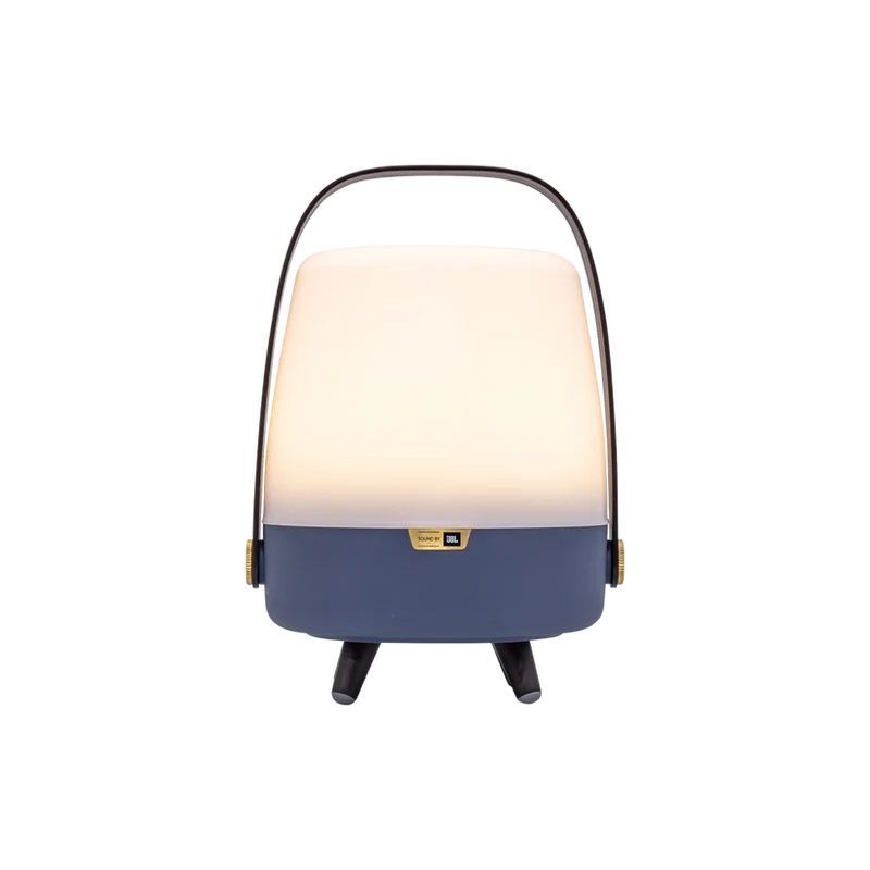 Lautsprecherleuchte aus Polyethylen mit Holzgriff und Messingakzenten - Lite-up Play Mini | Kooduu