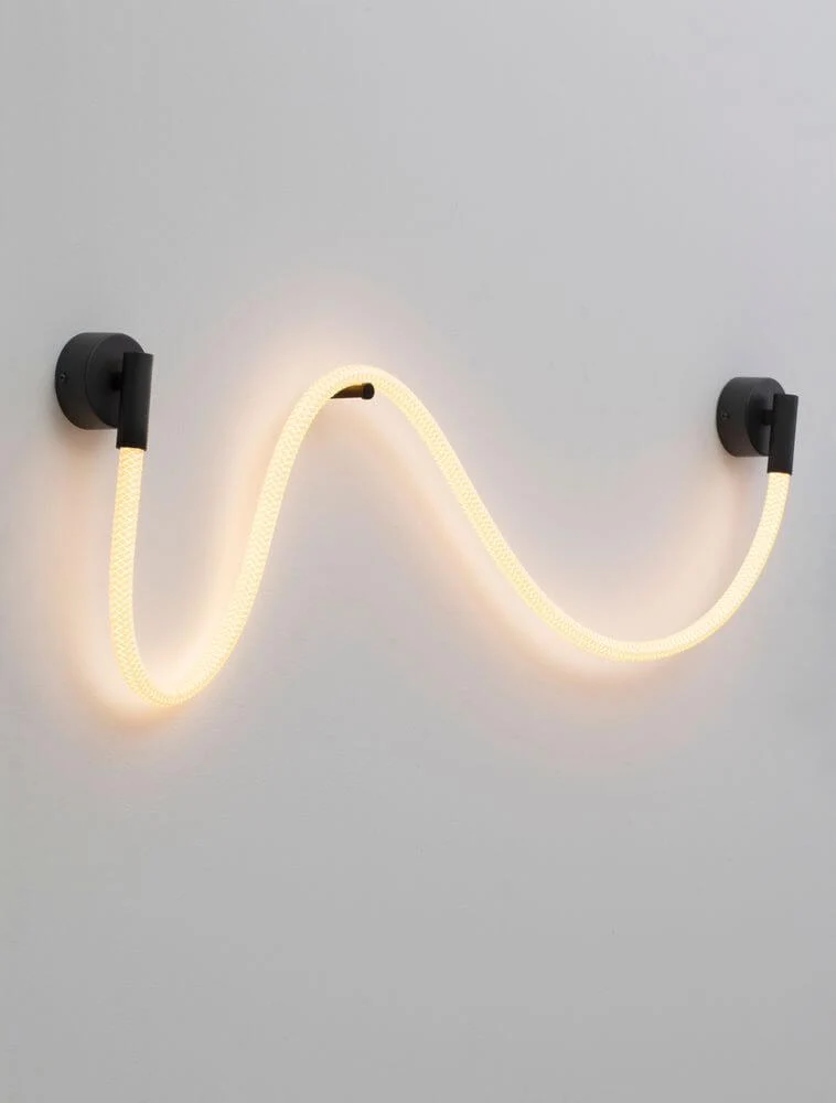 Ilane LED Wandleuchte Geschwungen 3000K Schwarz
