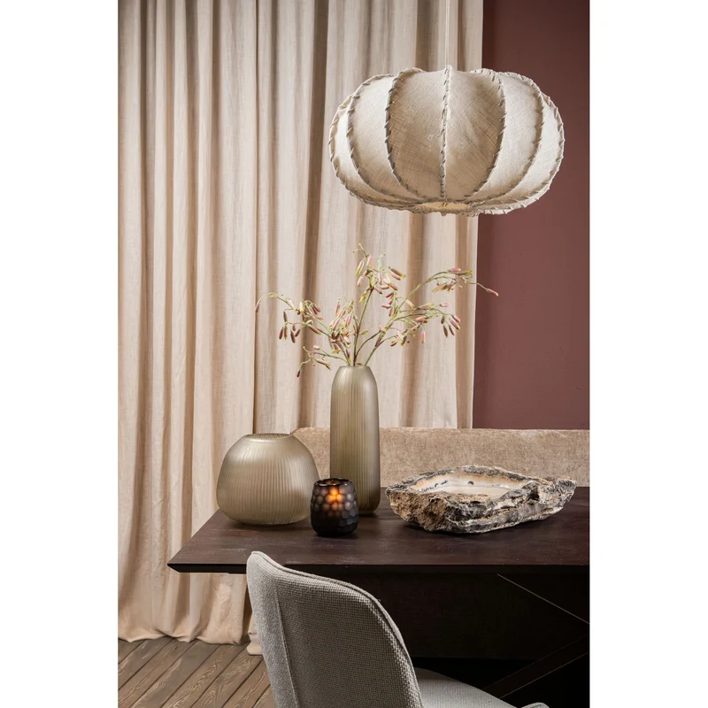 Pendelleuchte aus Jute und Eisen mit Cremeton und Flechtoptik in flachrunder Form, L – Myka | PTMD