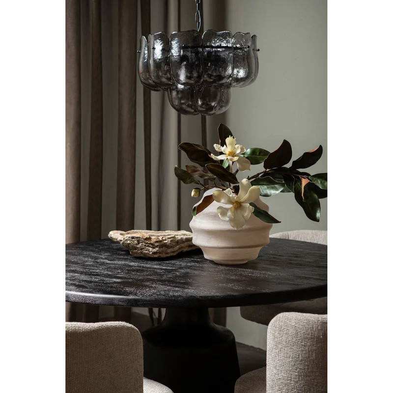 Pendelleuchte aus Glas und Eisen mit gunmetalfarbener Optik und runder Form, S – Vila | PTMD