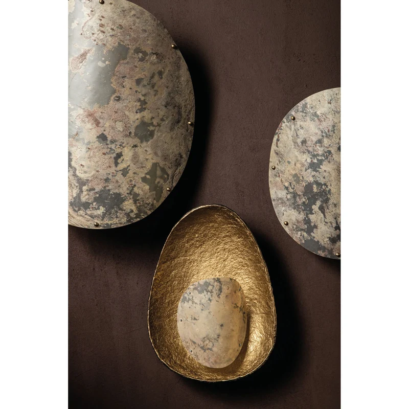 Wandleuchte aus Eisen und Steinfurnier mit Naturton und rechteckiger Form, L – Hen | PTMD