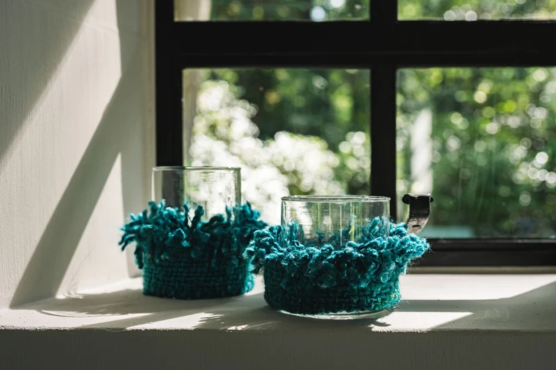 Windlicht – Baumwollmaterial, Gestricktes Design, Dekorativer Glasbehälter, M – Oh My Gee | Bazar Bizar Antwerp
