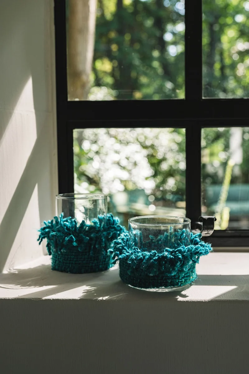 Windlicht – Baumwollmaterial, Gestricktes Design, Dekorativer Glasbehälter, M – Oh My Gee | Bazar Bizar Antwerp