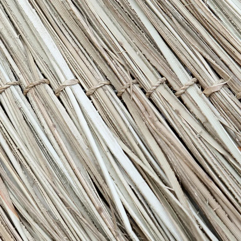 Pendelleuchte – Grasmaterial, Geflochtenes Design, Skulpturale Form - Wicked | Bazar Bizar Antwerp