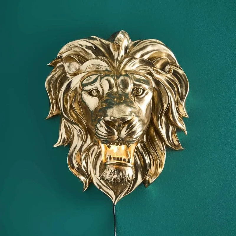Wandleuchte – Skulpturales Design, Tiermotiv, Polyresin-Konstruktion, Goldenes Finish – King Lion | WERNS