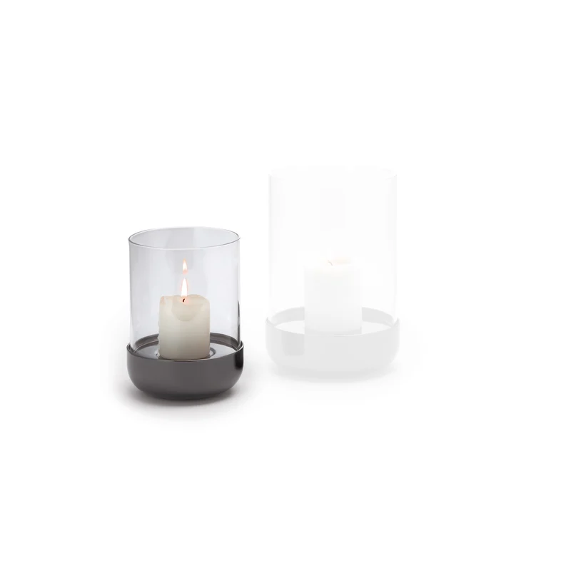 Windlicht Titanbeschichteter Edelstahlfuß, Handgeblasener Dicker Glaszylinder, Windresistentes Design für Innen & Außen – Sally | Philippi