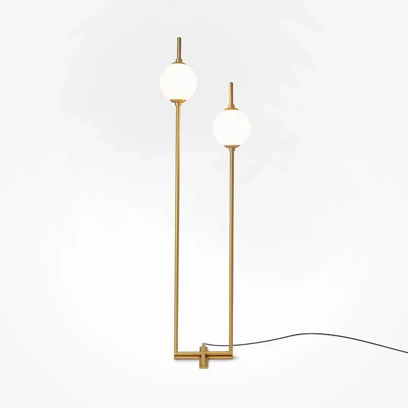 Stehleuchte – Messing Finish, Metallgehäuse, 12W Leistung, 360° Licht - The Sixth Sense | Maytoni