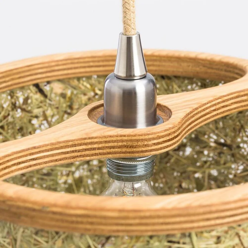 Holz Hängeleuchte mit Heuschirm