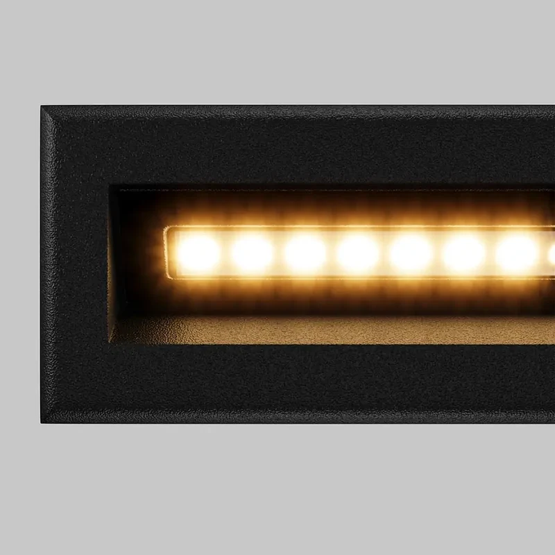 Treppenleuchte – Schwarzes Metall, IP65 Schutz, 13,7 cm Länge - Bosca | Maytoni