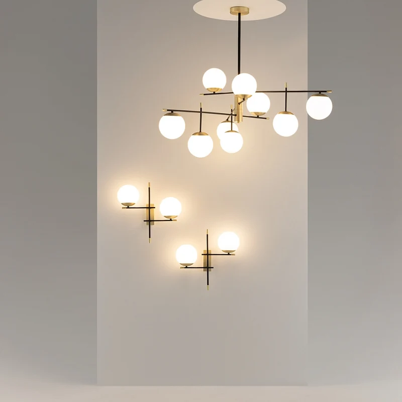 Wandleuchte – Schwarzes Metall, Rechtes Design, 2× E14, 40 W Leistung - Nostalgia | Maytoni