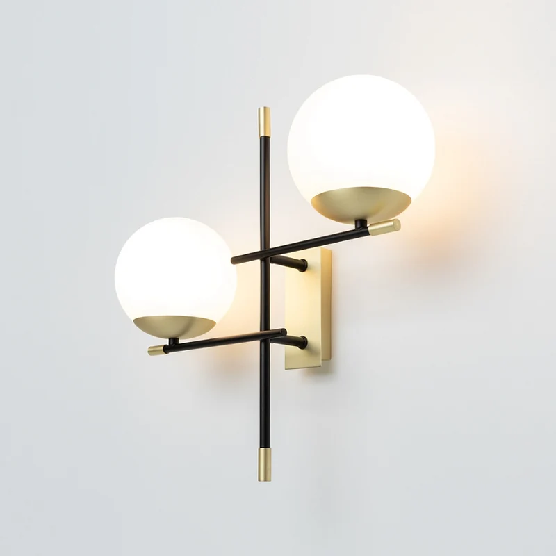 Wandleuchte – Schwarzes Metall, Rechtes Design, 2× E14, 40 W Leistung - Nostalgia | Maytoni