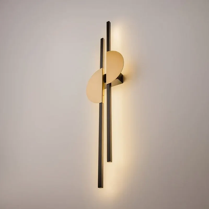 Wandleuchte – Schwarz Messing, Aluminium Material, 23 W Leistung, Neutralweiß, Rechte Ausführung – Skyline | Maytoni