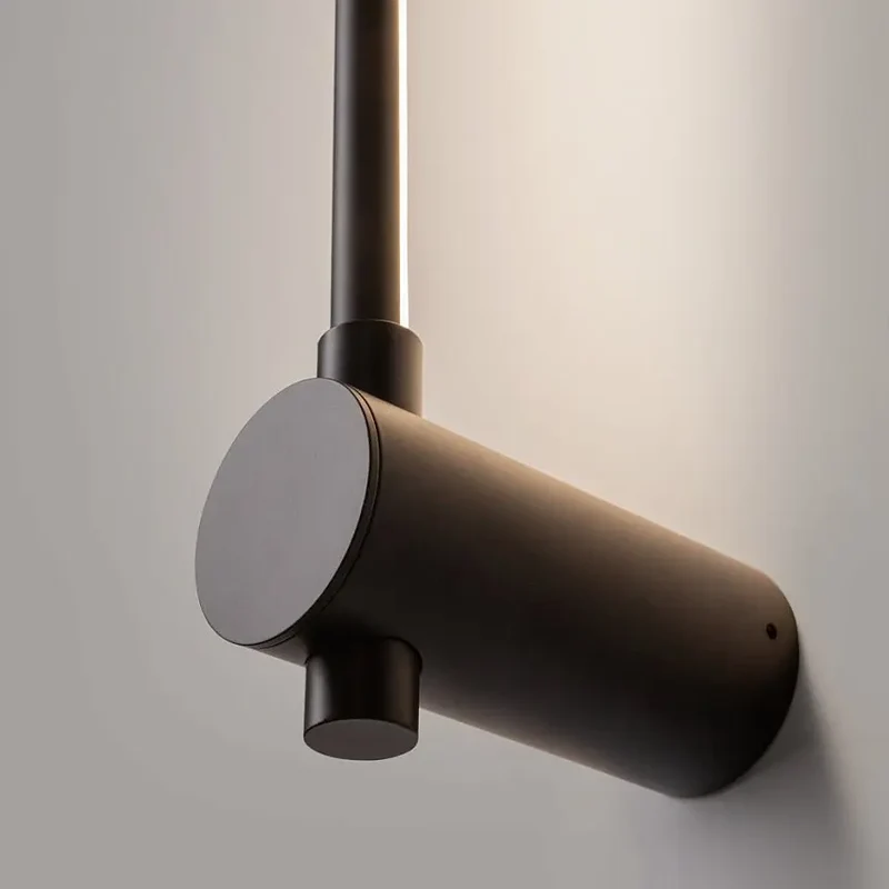 Wandleuchte – Schwarzes Gestell, Acryl Schirm, Edle Optik - Rotta | Maytoni