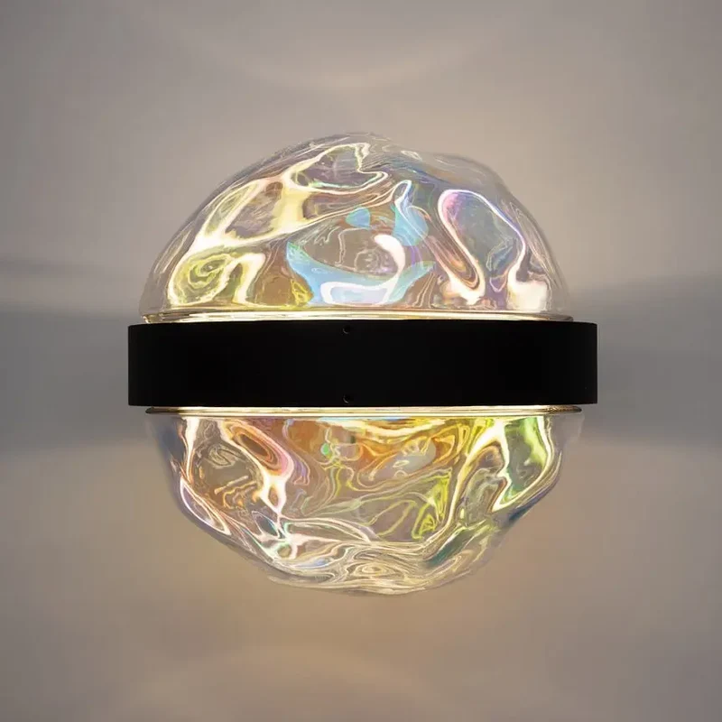 Wandleuchte – Schwarzes Metall und Glasschirm, 6 W Leistung, Warmweiß, 18 cm Höhe - Misterio | Maytoni