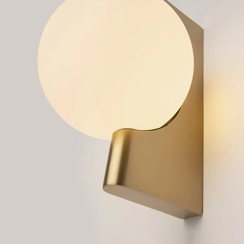 Wandleuchte – Messing Finish, Metall Gestell, Glaskugel Design - Avant-garde | Maytoni