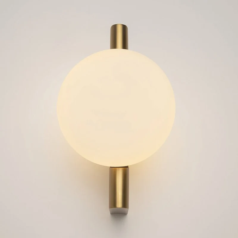 Wandleuchte – Messing Finish, Metall Gestell, Glaskugel Design - Avant-garde | Maytoni