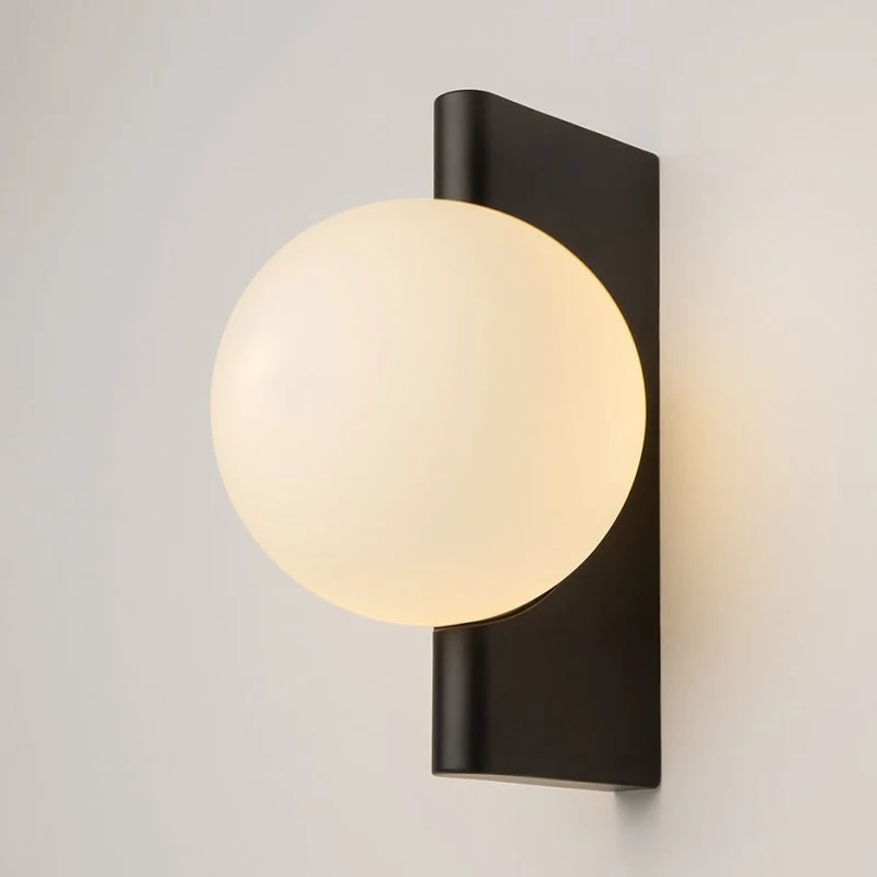 Wandleuchte – Schwarzes Finish, Metall Gestell, Glaskugel Design - Avant-garde | Maytoni