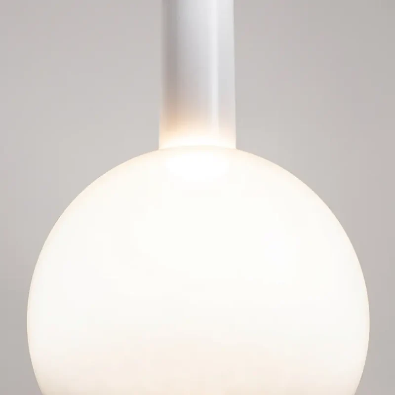 Pendelleuchte – Weißes Metall, Warmweißes Licht, 6 W Leistung, Ø25 cm - Nebula | Maytoni