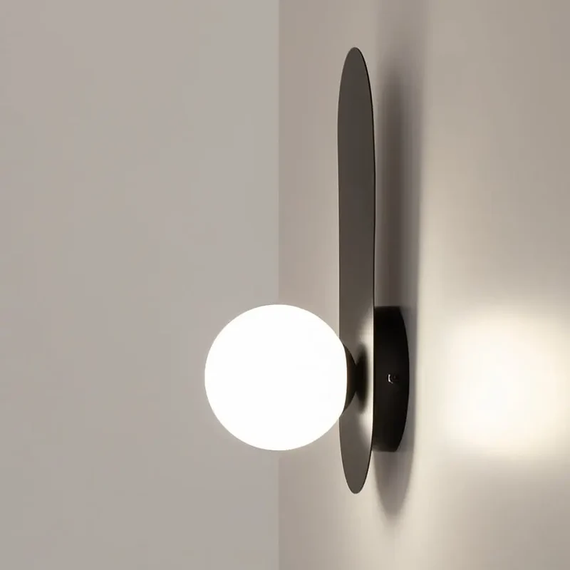 Wandleuchte – Schwarzes Metall, Glas Kugel, G9 Lichtquelle - Bao | Maytoni