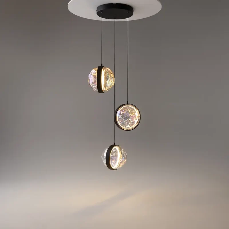 Pendelleuchte – Schwarzes Metall und Glasschirm, 15 W Leistung, Warmweiß, 320 cm Höhe - Misterio | Maytoni